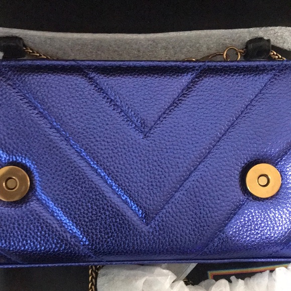 - Kurt Geiger London Extra Mini Kensington Metallic Bronze Hardware Crossb… - Picture 4 of 17